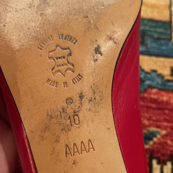 Vintage, red genuine leather shoes. - Picture 10 of 10